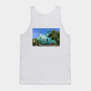 Fish figure and torchbearer column at Maschsee, Hanover, Lower Saxony, Germany, Europe Tank Top